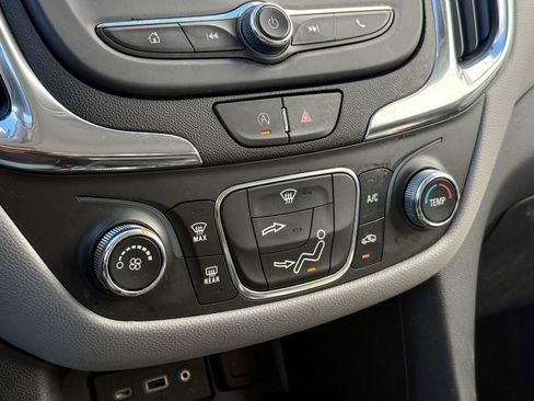 Certified 2022 Chevrolet Equinox LS image 19