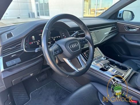 Used 2022 Audi Q8 Premium Plus w/ Premium Plus Package image 10