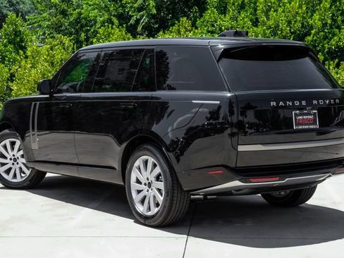 New 2026 Land Rover Range Rover Long Wheelbase SE AWD/4WD image 12