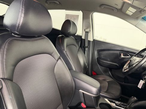 Used 2012 Hyundai Tucson GLS FWD image 22