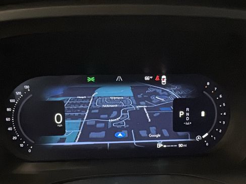 Used 2026 Volvo XC60 B5 Plus w/ Protection Package Premier image 15