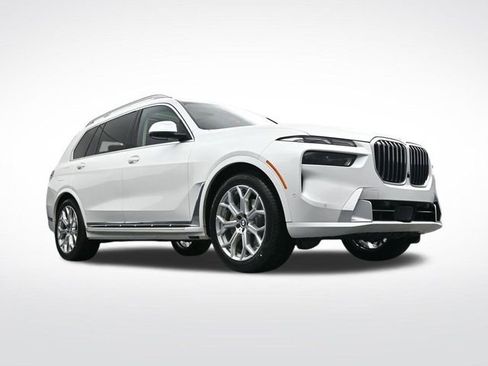 Used 2023 BMW X7 xDrive40i w/ Premium Package image 28