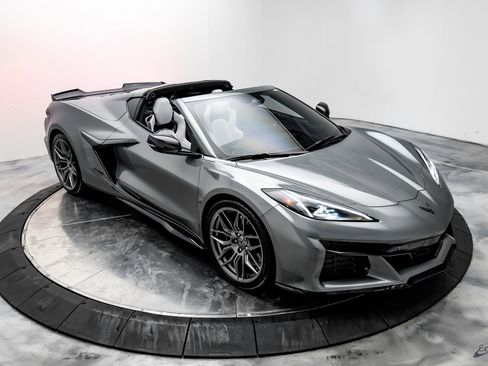 Used 2024 Chevrolet Corvette Z06 image 28