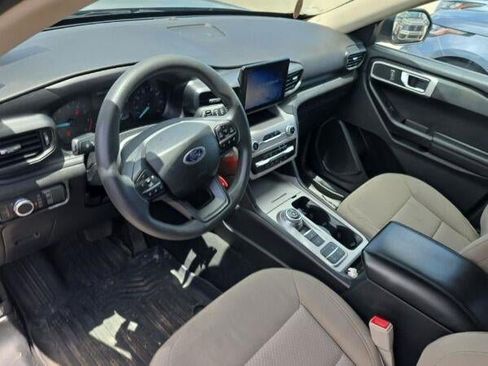 Used 2022 Ford Explorer 2WD image 7