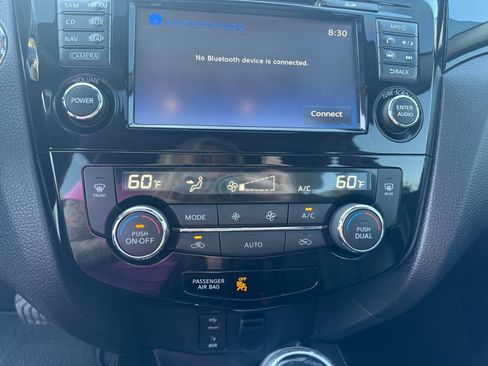 Used 2017 Nissan Rogue Sport SL w/ SL Premium Package AWD/4WD image 22