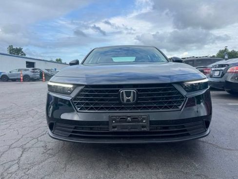 Used 2023 Honda Accord EX image 7