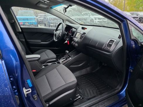 Used 2018 Kia Forte LX w/ LX Popular Package FWD image 11