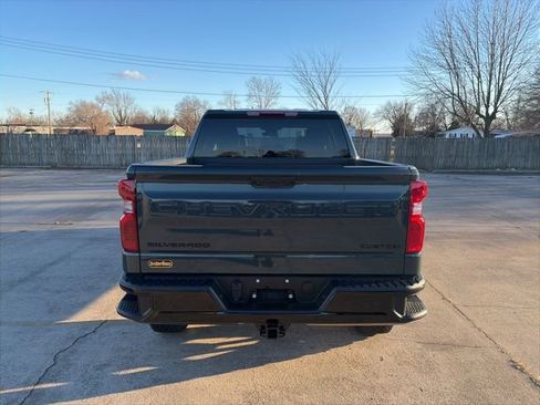 New 2026 Chevrolet Silverado 1500 Custom Trail Boss w/ LPO, Dark Essentials Package AWD/4WD image 5