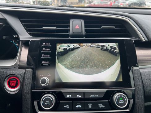 Used 2019 Honda Civic EX image 18