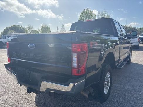 Used 2021 Ford F250 XLT w/ FX4 Off-Road Package image 5