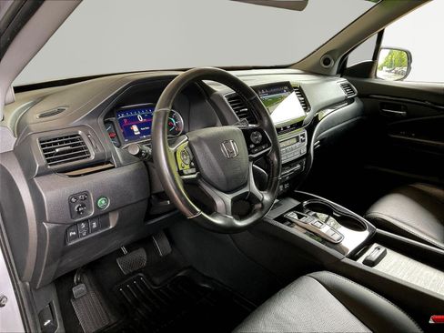 Used 2019 Honda Pilot Elite image 17