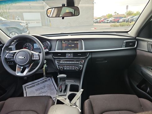 Used 2020 Kia Optima LX FWD image 25