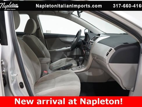 Used 2013 Toyota Corolla LE image 33