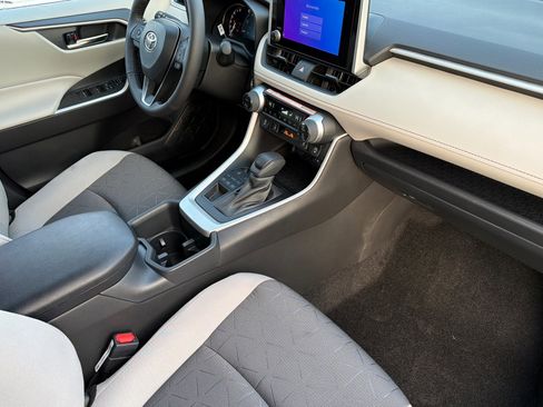 New 2025 Toyota RAV4 XLE w/ Convenience Package image 14