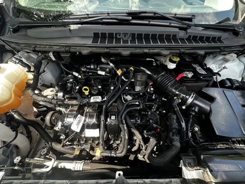 Used 2023 Ford Edge Titanium AWD/4WD image 32