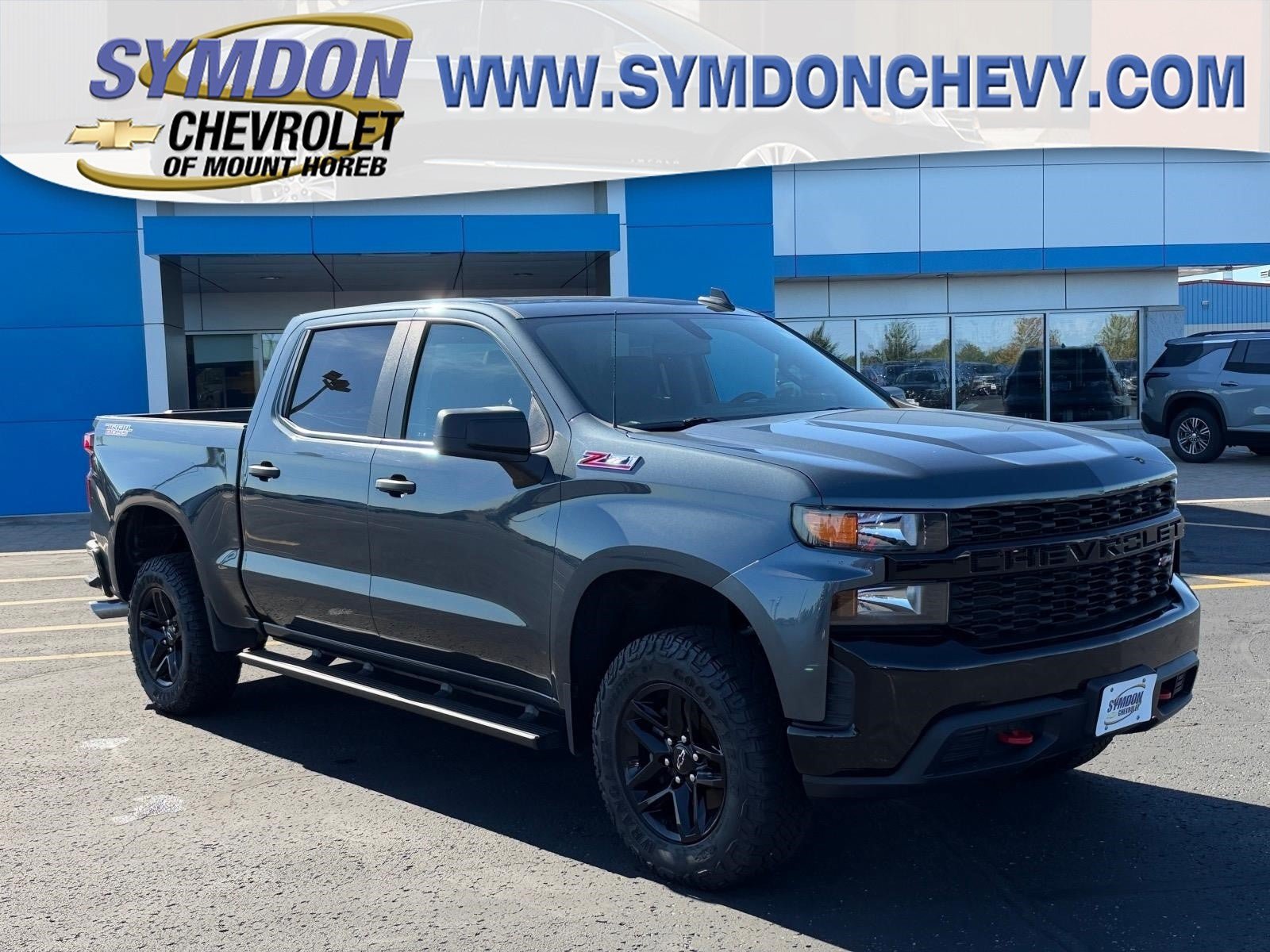Used 2019 Chevrolet Silverado 1500 Custom Trail Boss w/ Custom Convenience Package AWD/4WD image 1