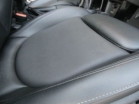 Used 2018 MINI Cooper S w/ Premium Package image 31