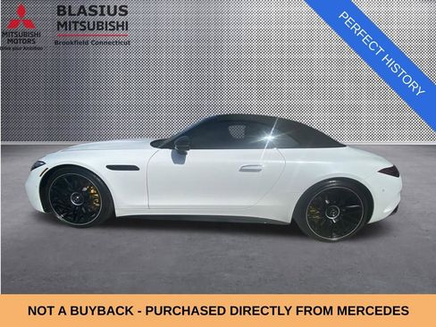 Used 2022 Mercedes-Benz SL 55 AMG 4MATIC w/ Driver Assistance Package image 23