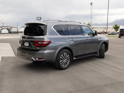 Used 2023 Nissan Armada SL w/ Captain's Chairs Package AWD/4WD image 8