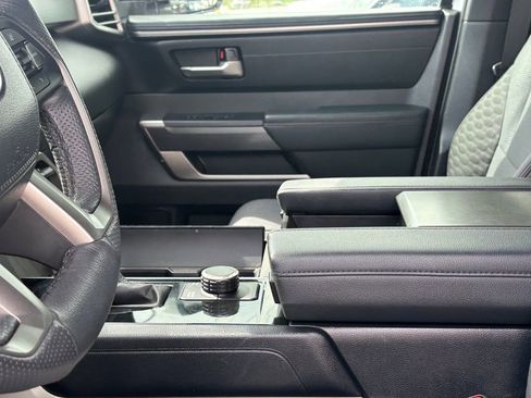 Used 2025 Toyota Sequoia SR5 image 10