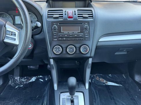 Used 2015 Subaru Forester 2.5i w/ Alloy Wheel Package AWD/4WD image 13