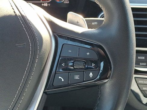 Used 2023 BMW 530i xDrive w/ Convenience Package image 23