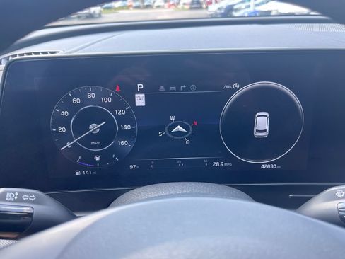 Certified 2025 Kia Sportage SX AWD/4WD image 13