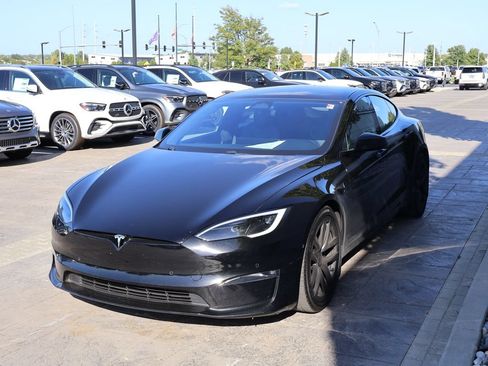 Used 2022 Tesla Model S Plaid AWD/4WD image 4