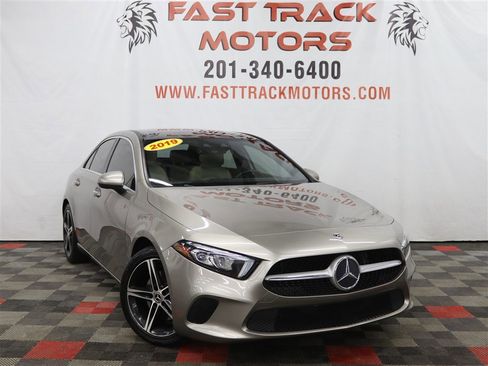 Used 2019 Mercedes-Benz A 220 220 image 3