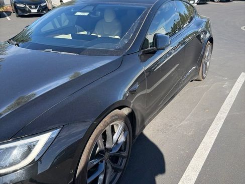 Used 2022 Tesla Model S AWD/4WD image 2