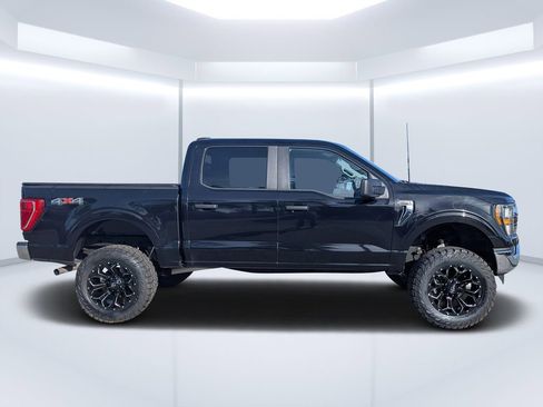 Used 2023 Ford F150 XLT image 2