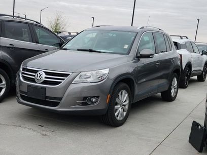 Used 2011 Volkswagen Tiguan SE