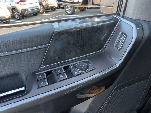 Certified 2022 Ford F150 XLT w/ Equipment Group 302A High image 19