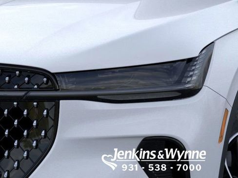 New 2026 Lincoln Nautilus Premier w/ Equipment Group 102A AWD/4WD image 18