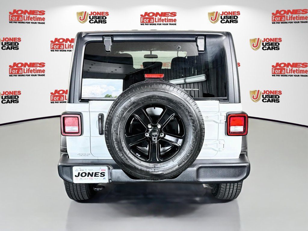 Used 2022 Jeep Wrangler Unlimited Sport AWD/4WD image 14