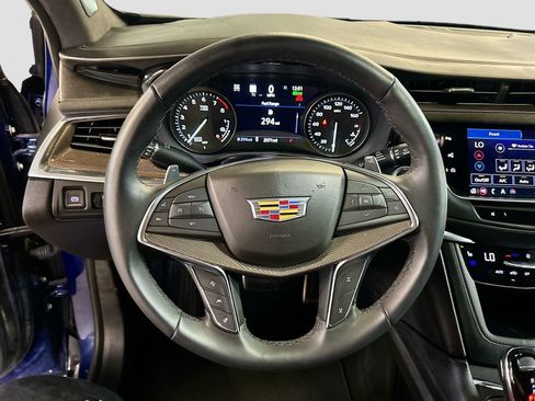 Used 2024 Cadillac XT5 Sportv w/ Platinum Package image 11