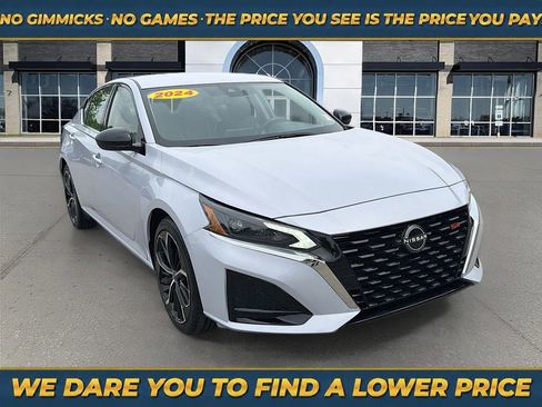 Used 2024 Nissan Altima 2.5 SR FWD image 1