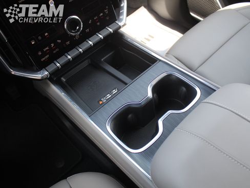 Certified 2024 GMC Acadia Elevation FWD image 18