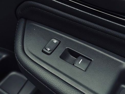 New 2026 Honda Odyssey Touring image 17