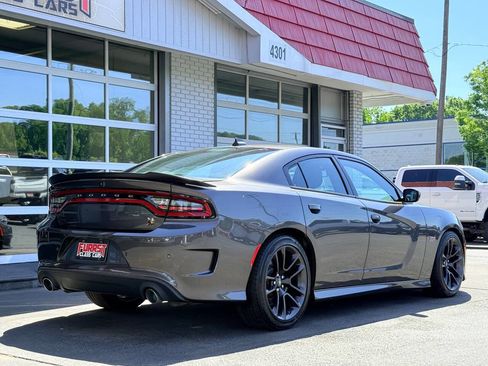 Used 2020 Dodge Charger Scat Pack RWD image 3