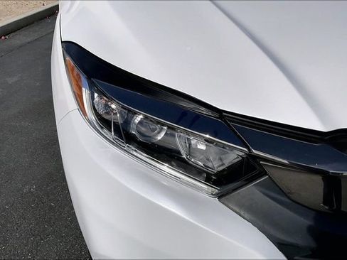 Used 2022 Honda HR-V EX image 27