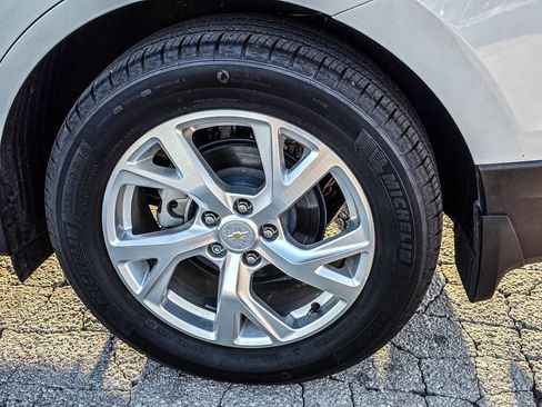 Used 2021 Chevrolet Equinox Premier image 7