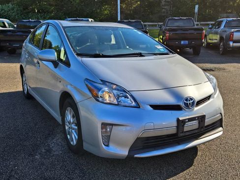 Used 2013 Toyota Prius Prime Plug-In Hybrid FWD image 8