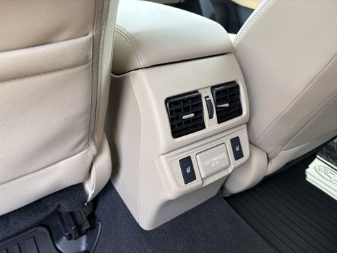 Used 2018 Subaru Outback 2.5i Limited AWD/4WD image 31