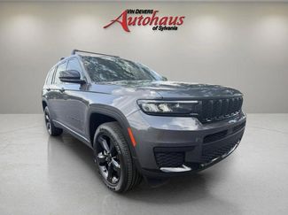 Used 2022 Jeep Grand Cherokee L Laredo AWD/4WD video 1