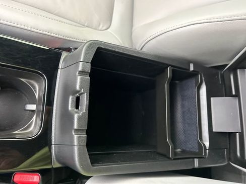 Used 2024 Mitsubishi Eclipse Cross SEL image 19