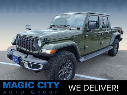 Used 2024 Jeep Gladiator Sport