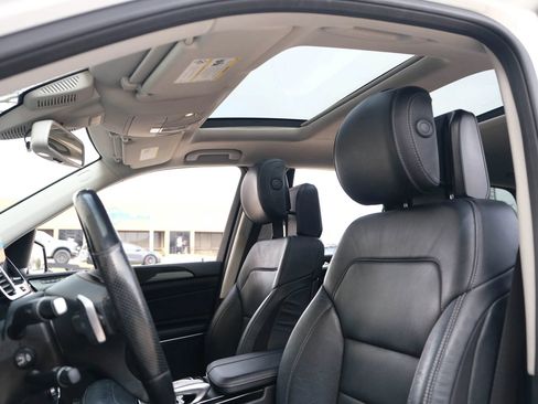 Used 2018 Mercedes-Benz GLS 550 4MATIC w/ Driver Assistance Package image 23