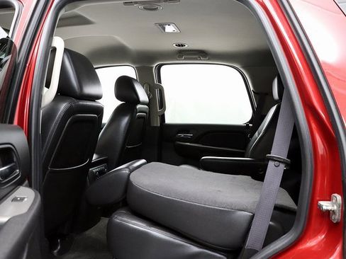 Used 2014 Chevrolet Tahoe LT w/ Suspension Package, Off-Road image 13