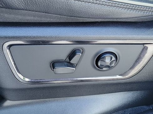 Used 2022 RAM 1500 Limited AWD/4WD image 26